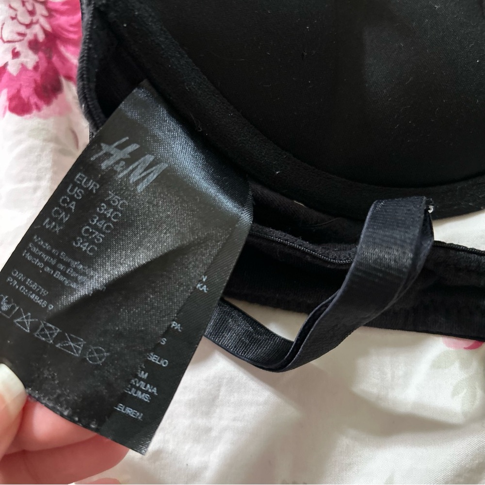 H&M Bra Set - Picture 4 of 13